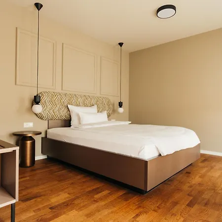 Beppo Restaurant Boutique-hotel Hotel