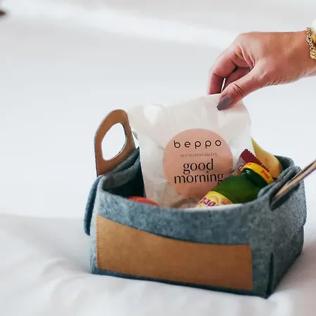 Beppo Restaurant Hotel *