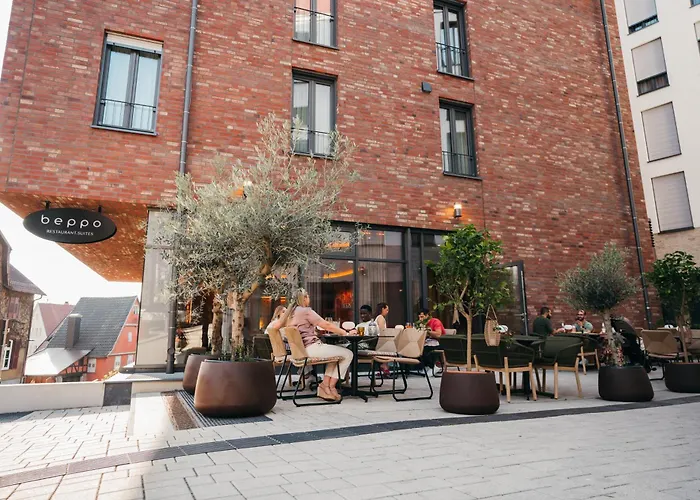 Beppo Restaurant Hotell